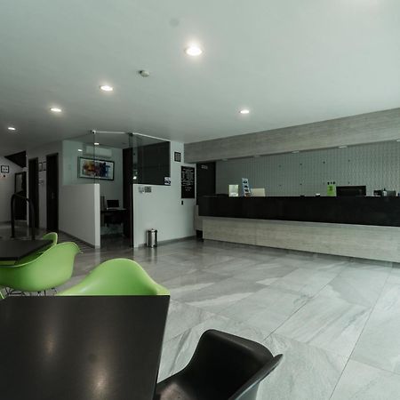 Hotel Lemon Green -Zona Expo Frente Al Centro De Convenciones Guadalajara Exteriör bild