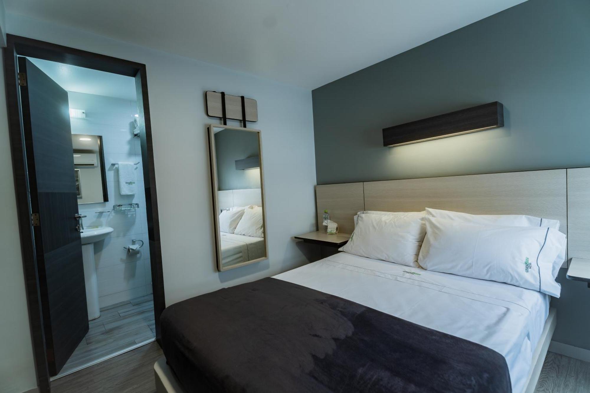 Hotel Lemon Green -Zona Expo Frente Al Centro De Convenciones Guadalajara Exteriör bild