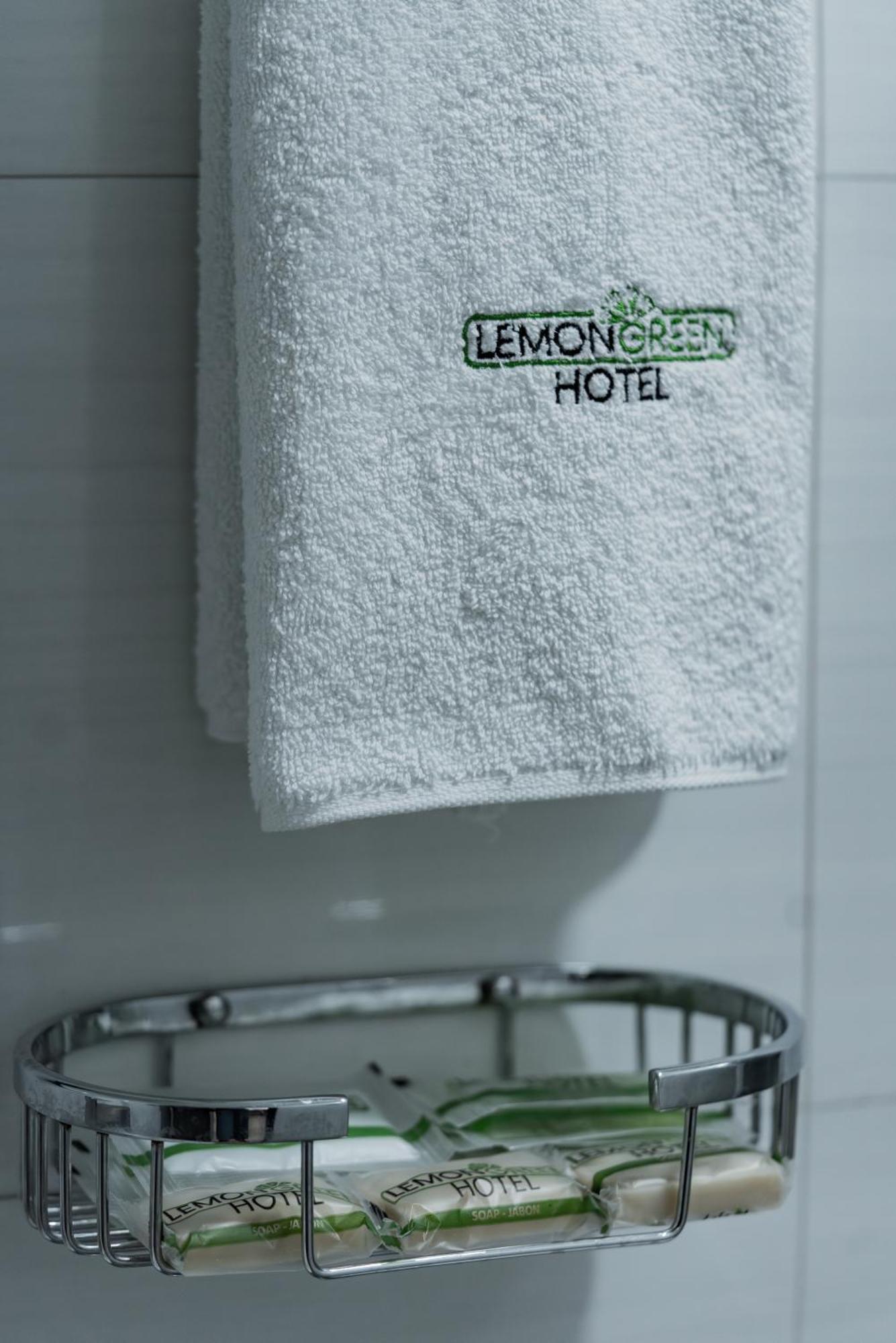 Hotel Lemon Green -Zona Expo Frente Al Centro De Convenciones Guadalajara Exteriör bild